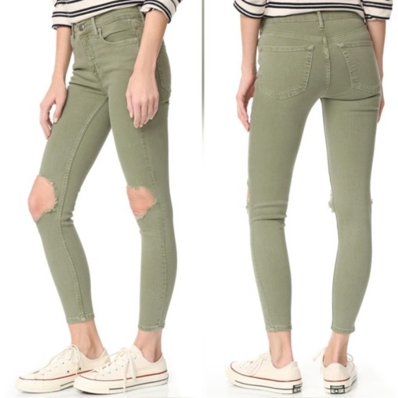 Free People Denim - Free People High Rise Busted Knee Skinnies NEW